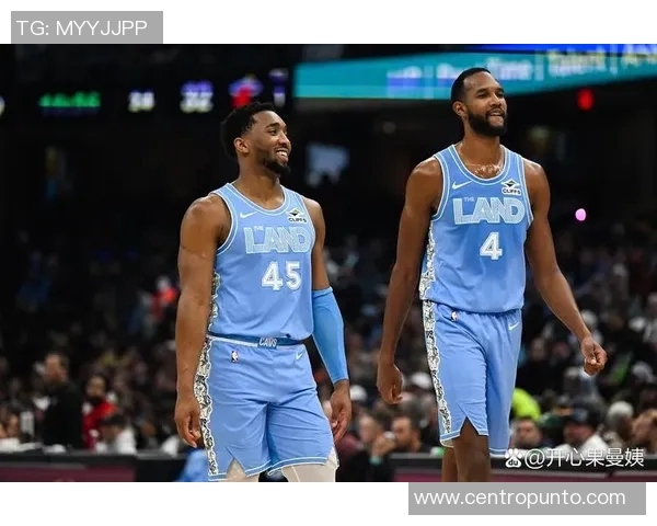 2018年NBA常规赛火箭队与骑士队精彩对决回顾与分析
